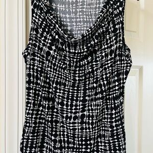 Calvin Klein Black and White Patterned Women's Top